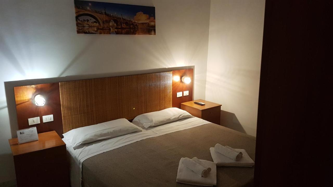 Domus Ferraro Affittacamere Roma